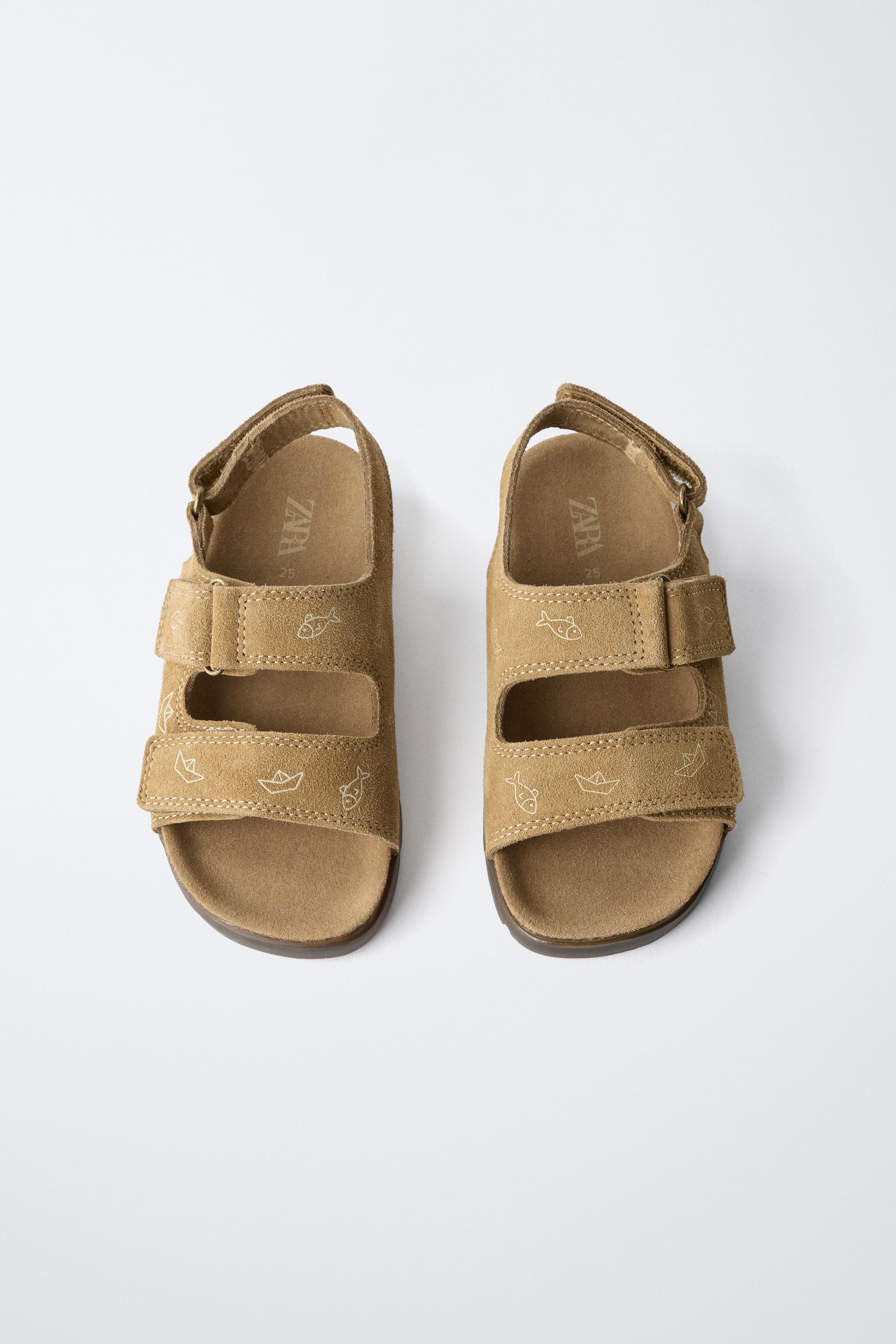 FISH PRINT LEATHER SANDALS